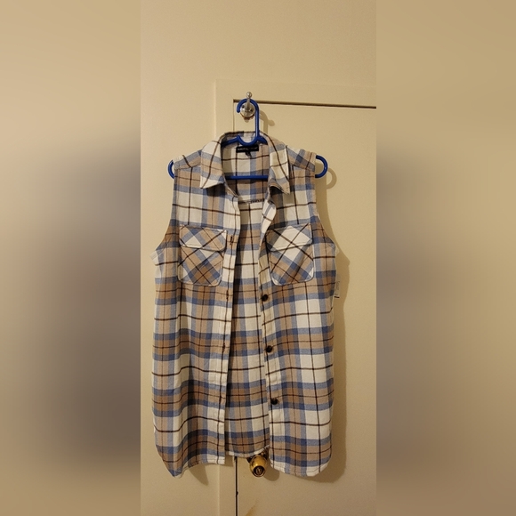 almost famous,L - Picture 1 of 1